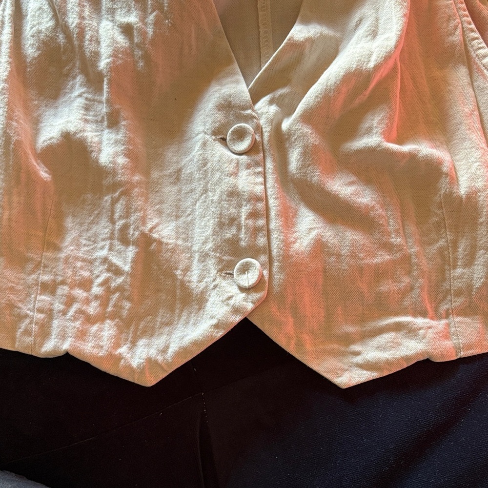 OAK + FORT Cropped Linen Vest - Picture 8 of 8